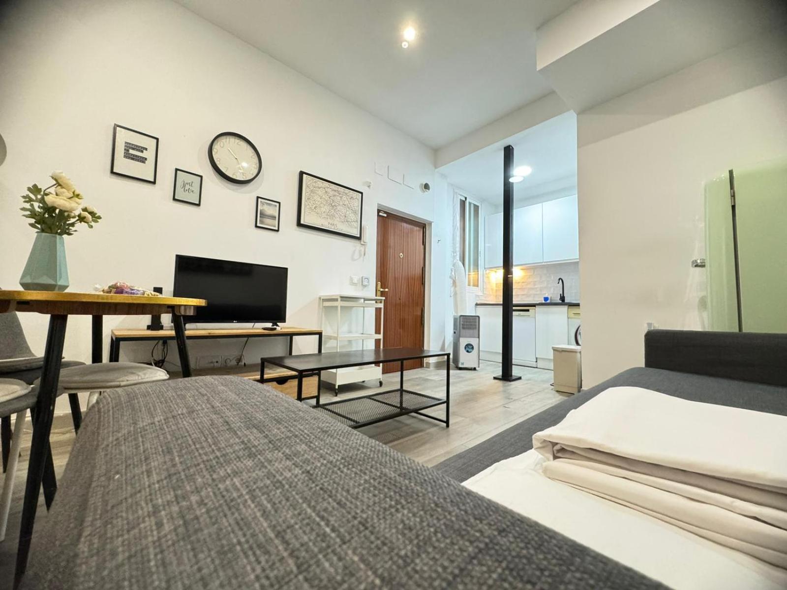 Ferienwohnung Dianthus House Madrid Exterior foto