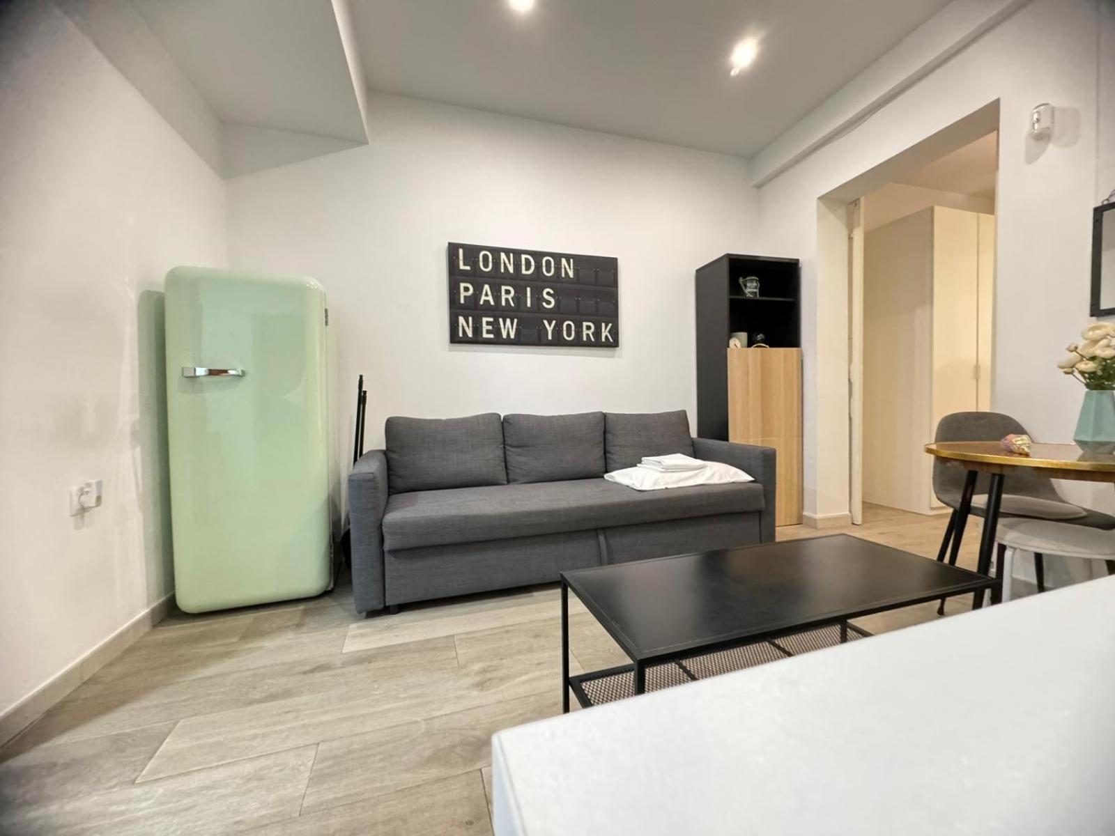 Ferienwohnung Dianthus House Madrid Exterior foto